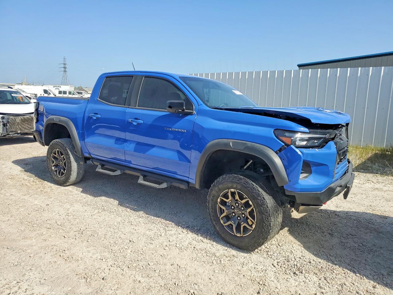 2025 Chevrolet Colorado Zr2 - Image 4
