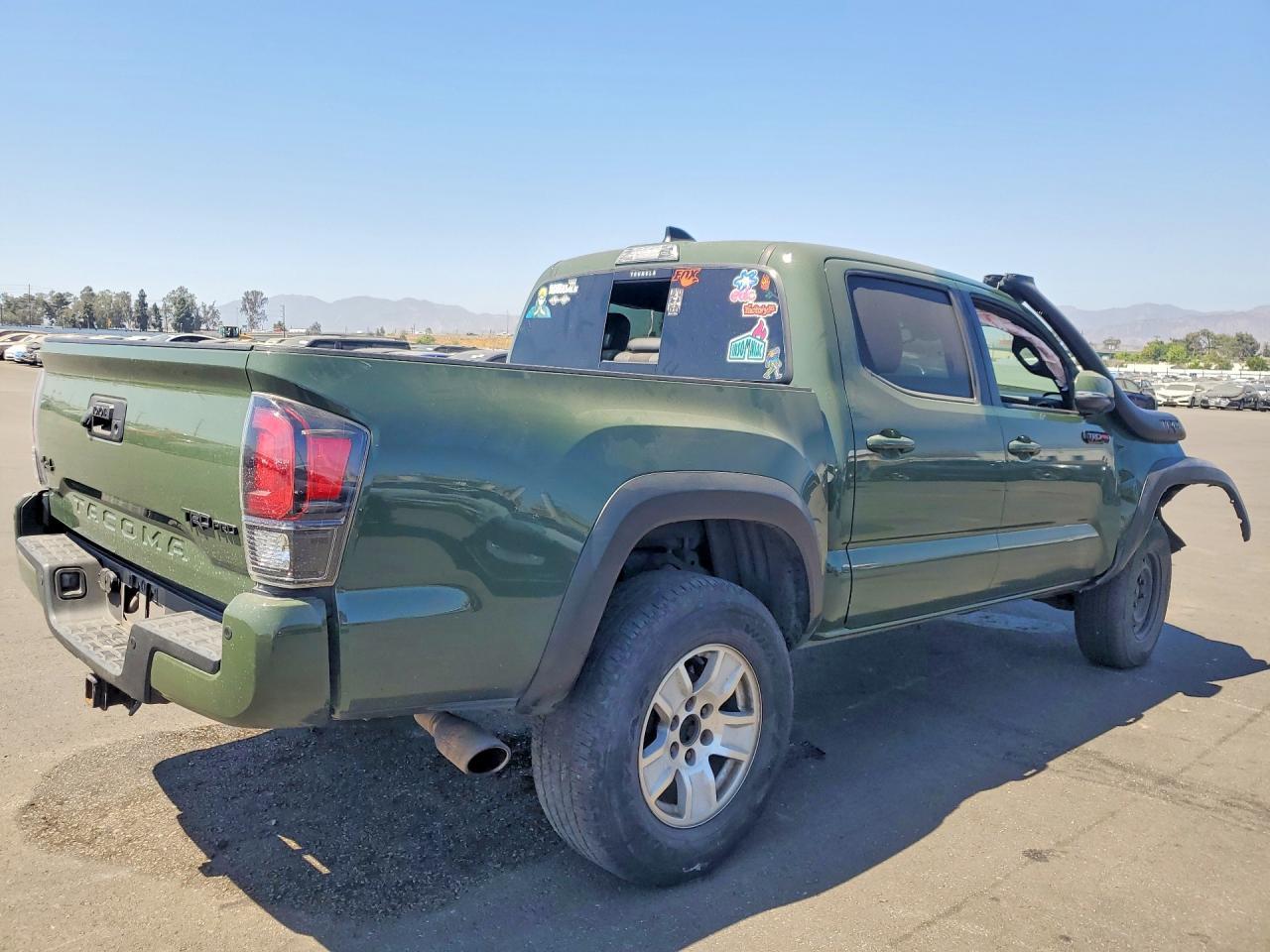 2020 Toyota Tacoma Sr V6 - Фото 3