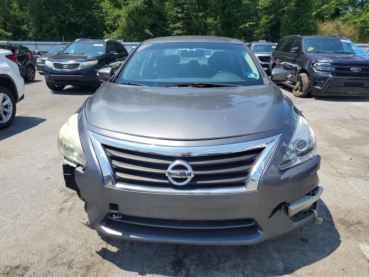 2015 Nissan Altima - Фото 5