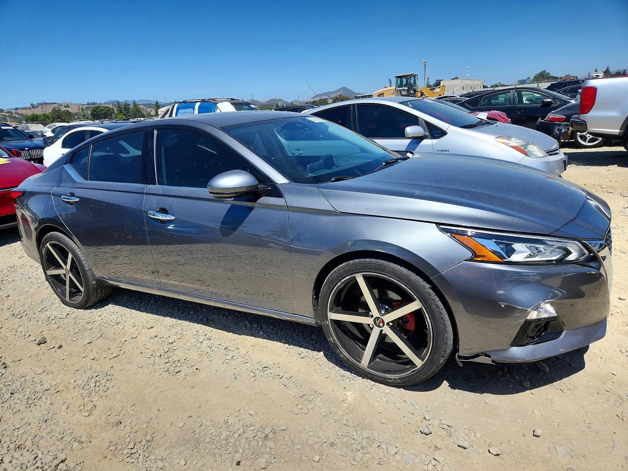 2019 Nissan Altima Sl - Фото 4