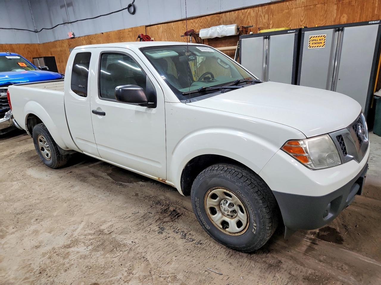 2015 Nissan Frontier S - Фото 4
