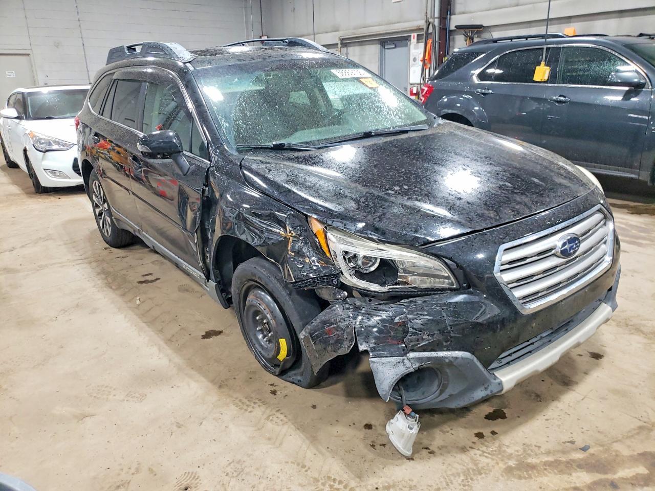 2015 Subaru Outback 3.6R Limited - Image 4