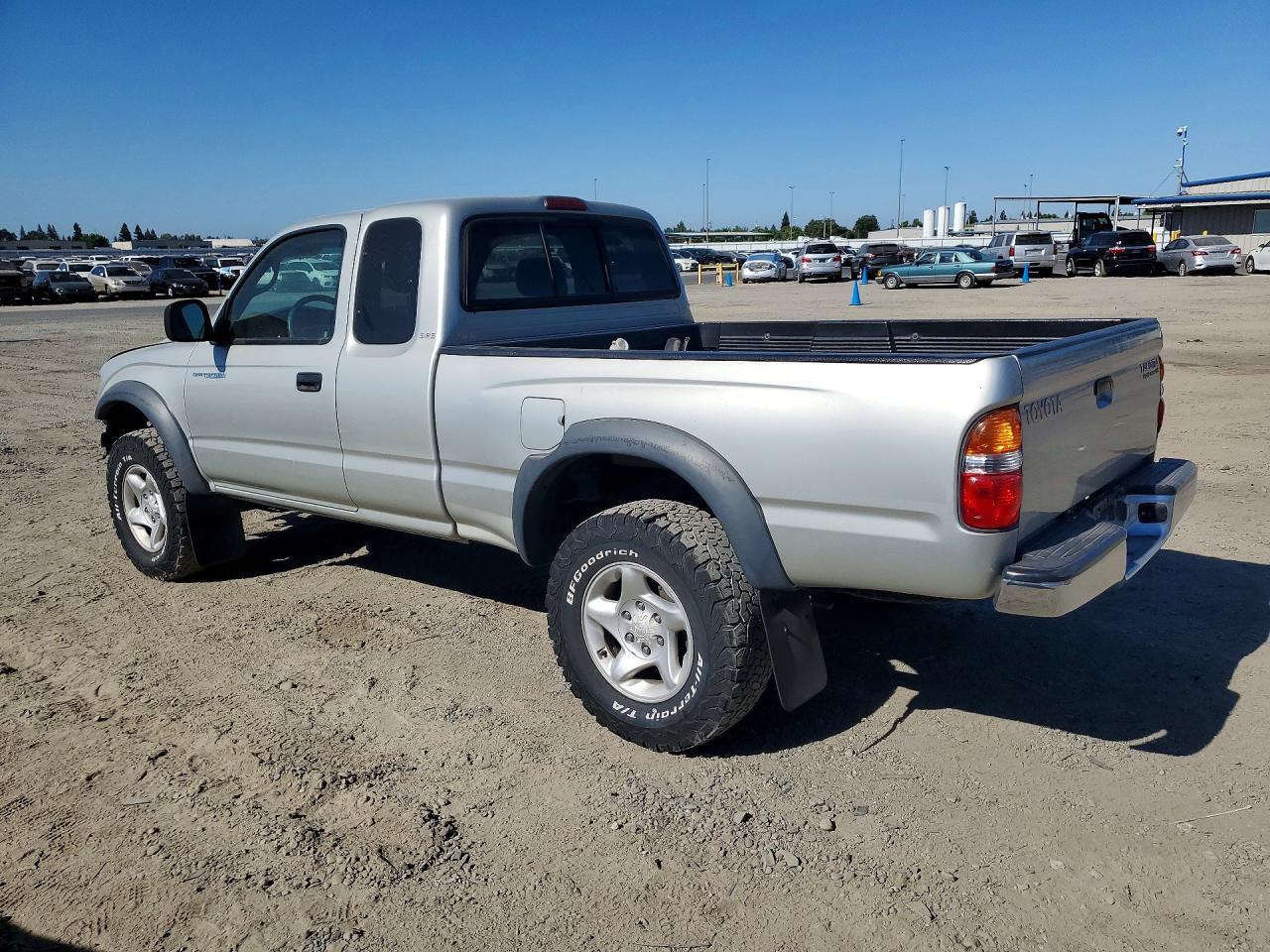 2004 Toyota Tacoma Xtracab Prerunner - Фото 2