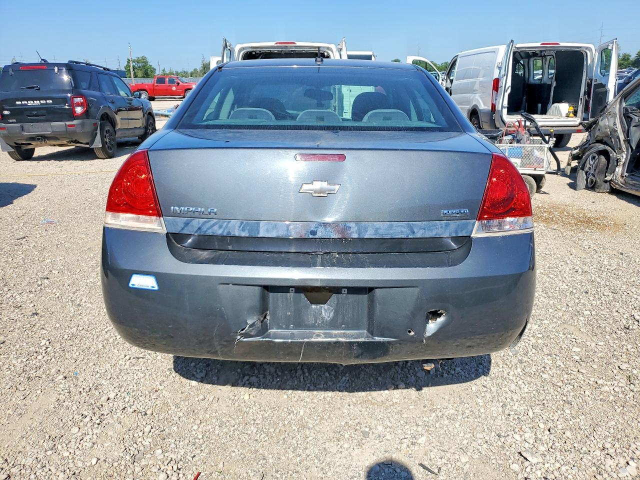 2010 Chevrolet Impala Ls - Фото 6