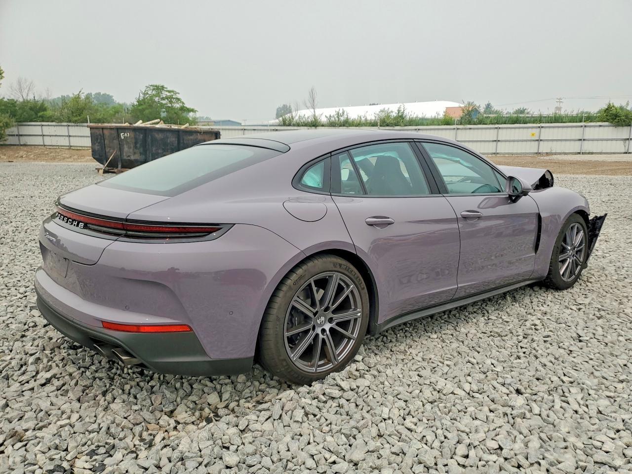 2025 Porsche Panamera Base - Image 3