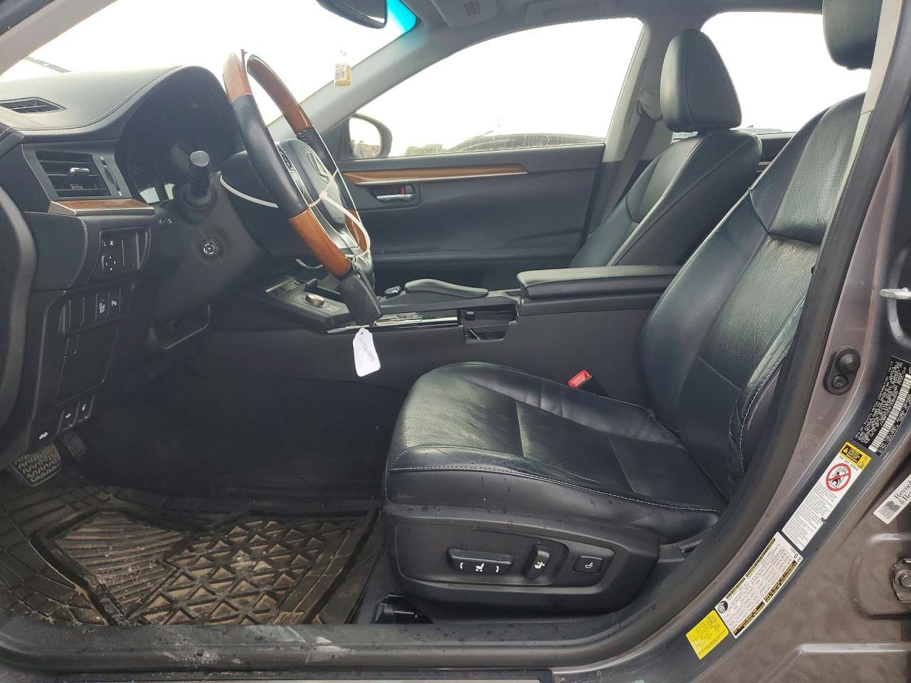 2015 Lexus Es 300H - Фото 7