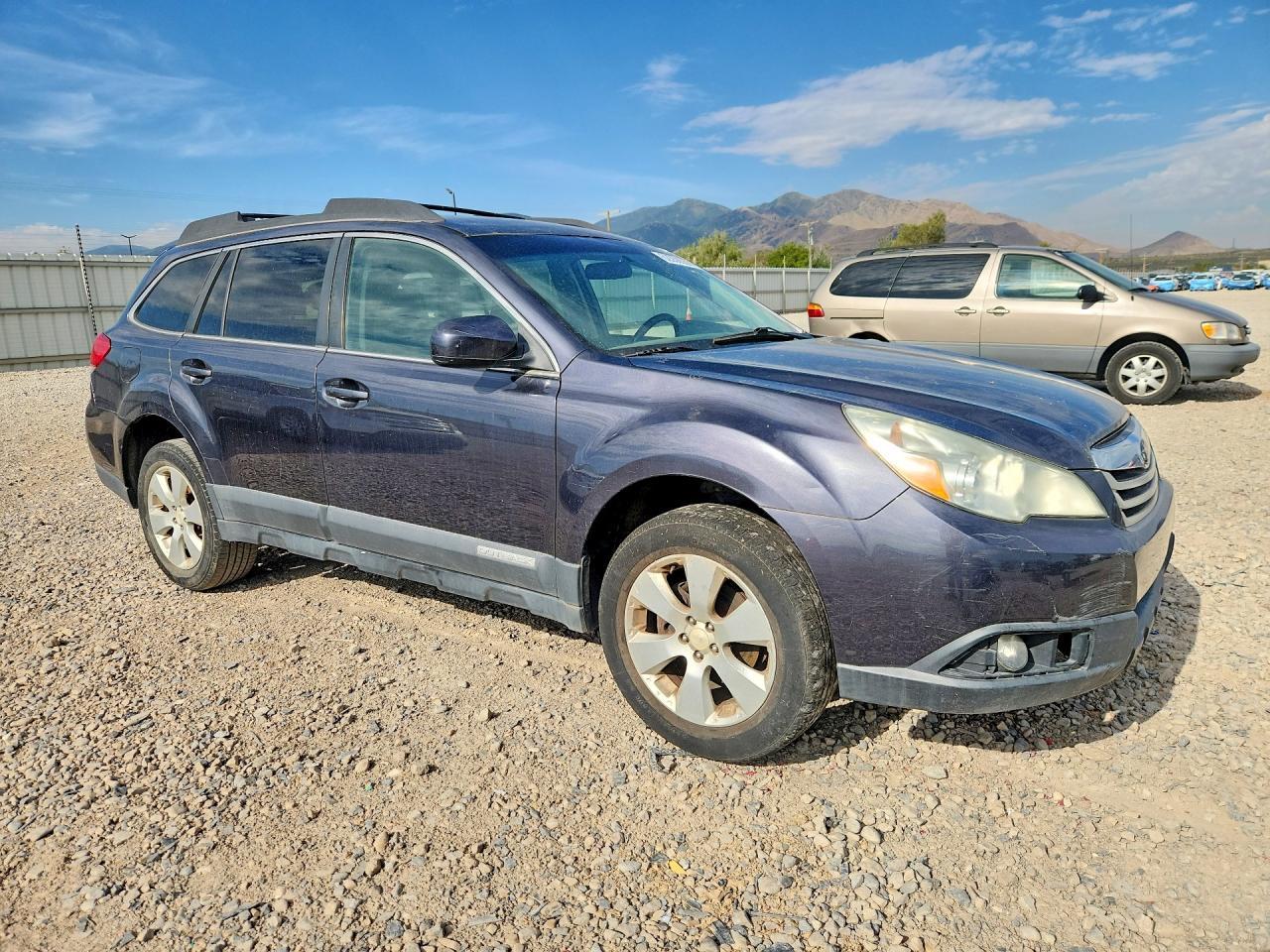 2012 Subaru Outback 2.5I Premium - Image 4