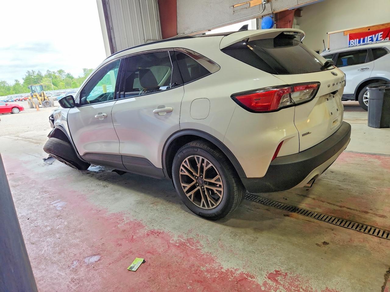 2020 Ford Escape Sel - Image 2