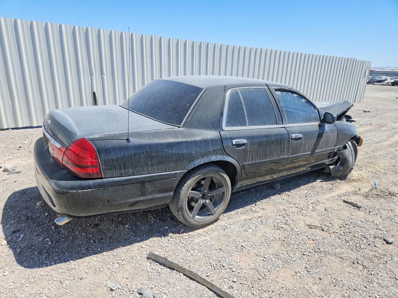 2005 Mercury Grand Marquis Gs - Фото 3