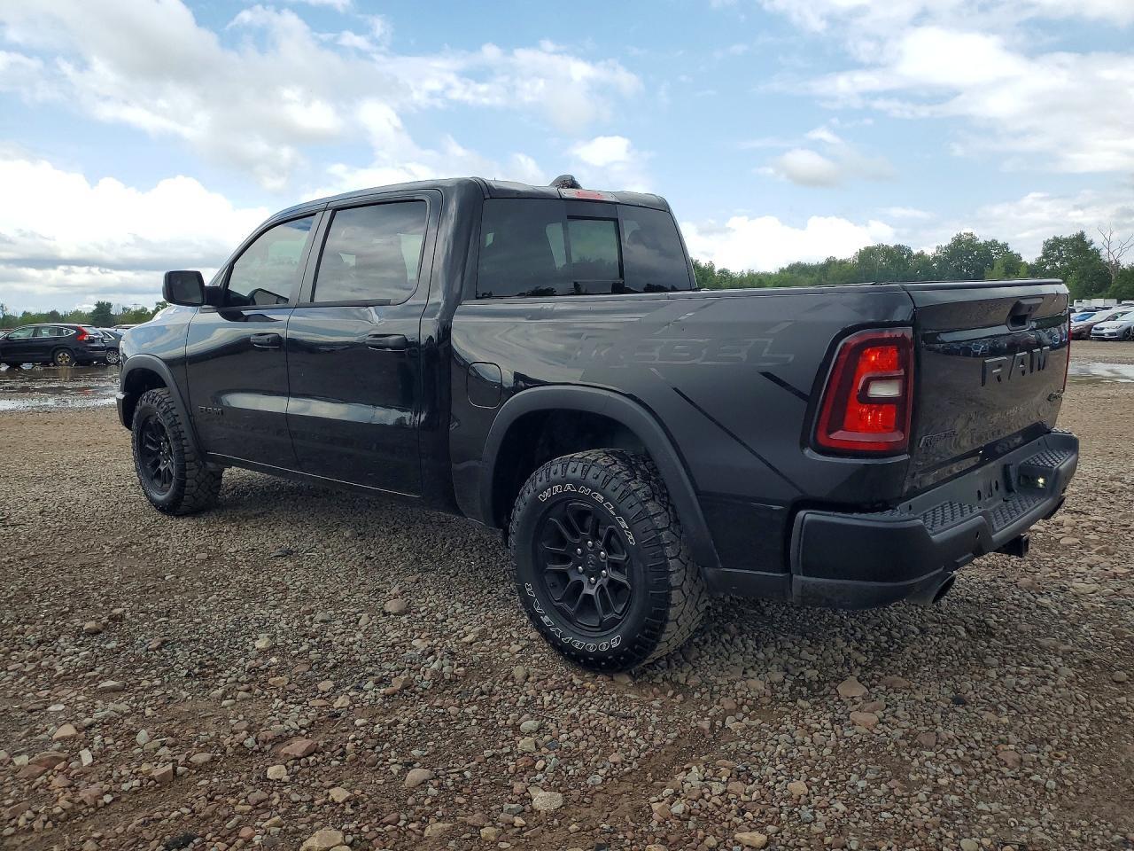 2025 Ram 1500 Rebel - Фото 2