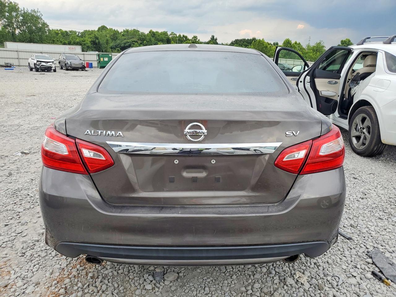 2017 Nissan Altima 2.5 Sv - Фото 6