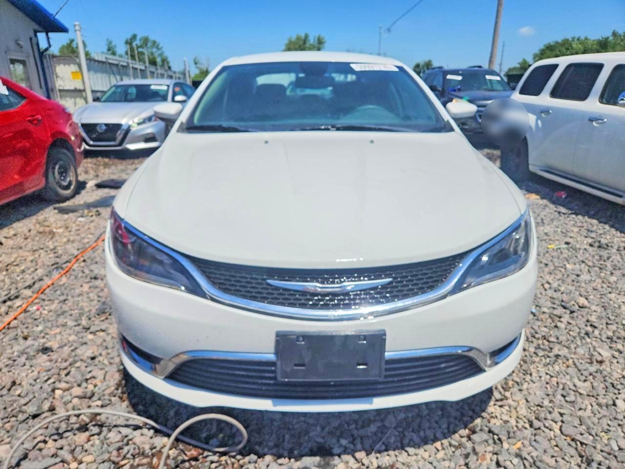 2015 Chrysler 200 Limited - Image 5