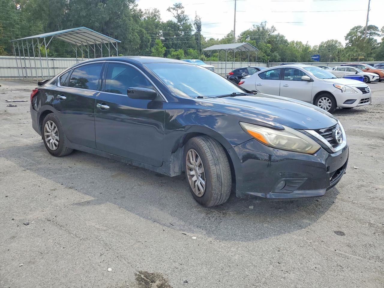 2017 Nissan Altima 2.5 S - Image 4