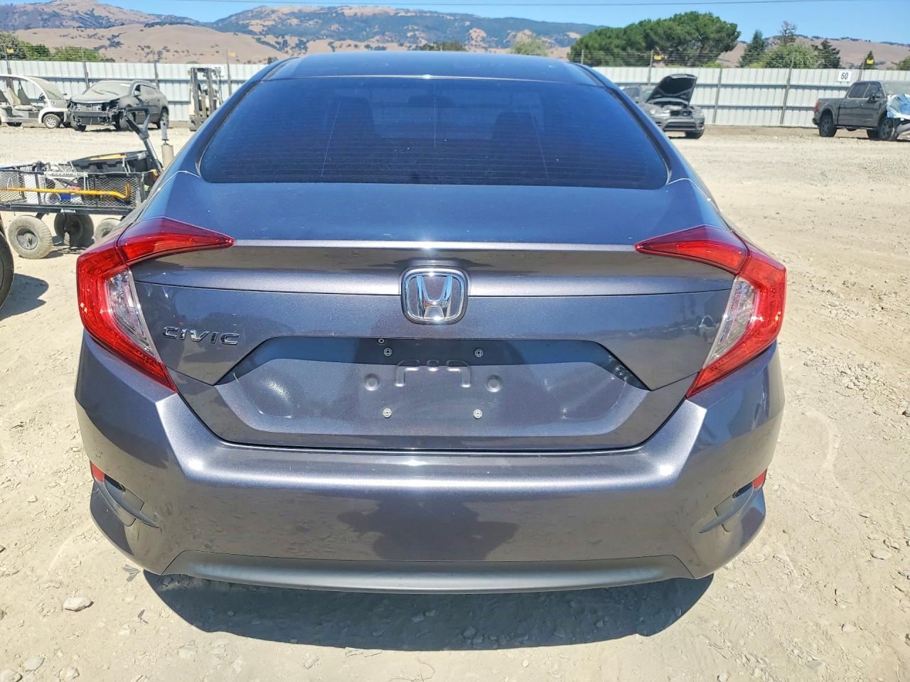 2017 Honda Civic Lx - Фото 6