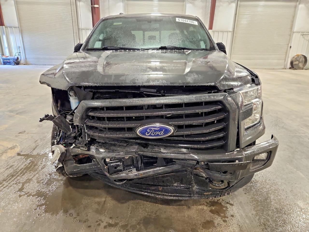 2016 Ford F150 Supercrew - Фото 5