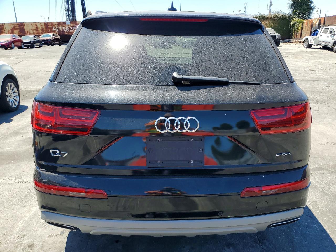 2018 Audi Q7 Premium Plus - Фото 6