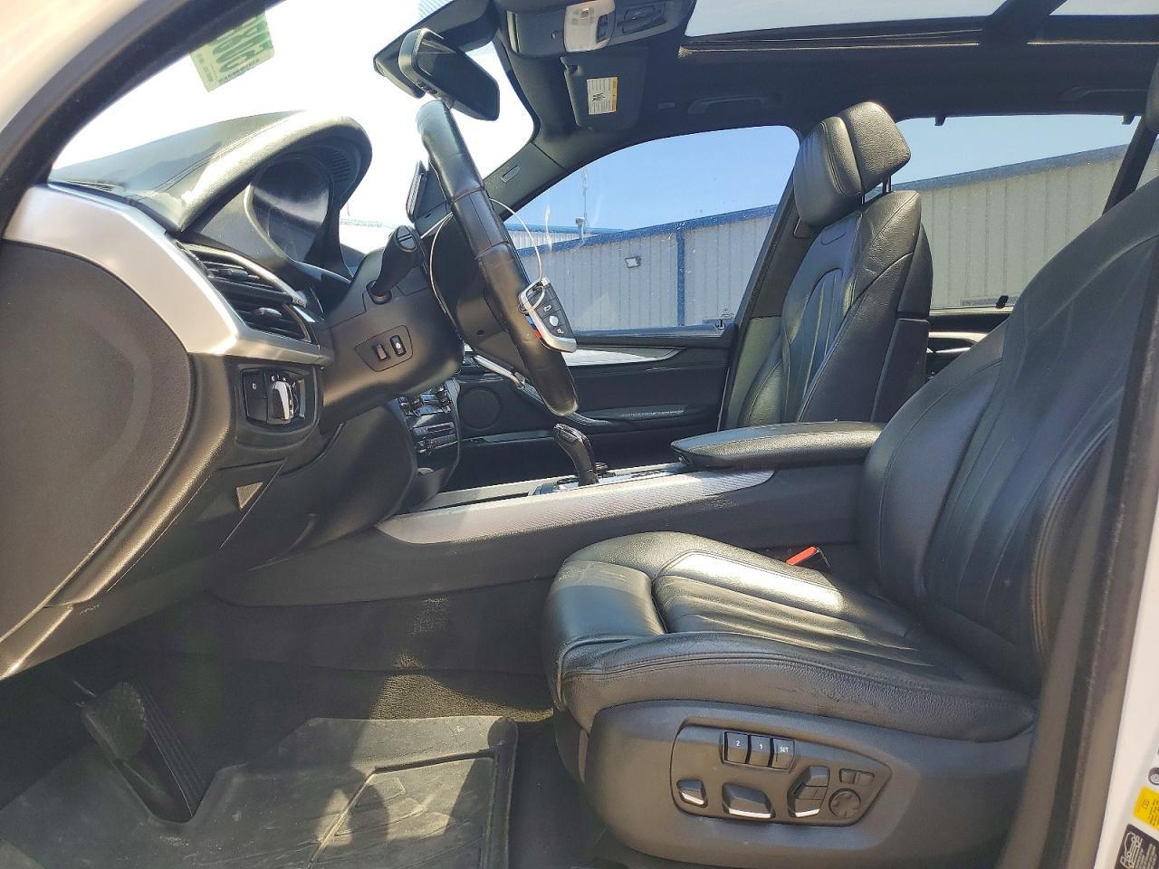 2015 BMW X5 xDrive50I - Фото 7