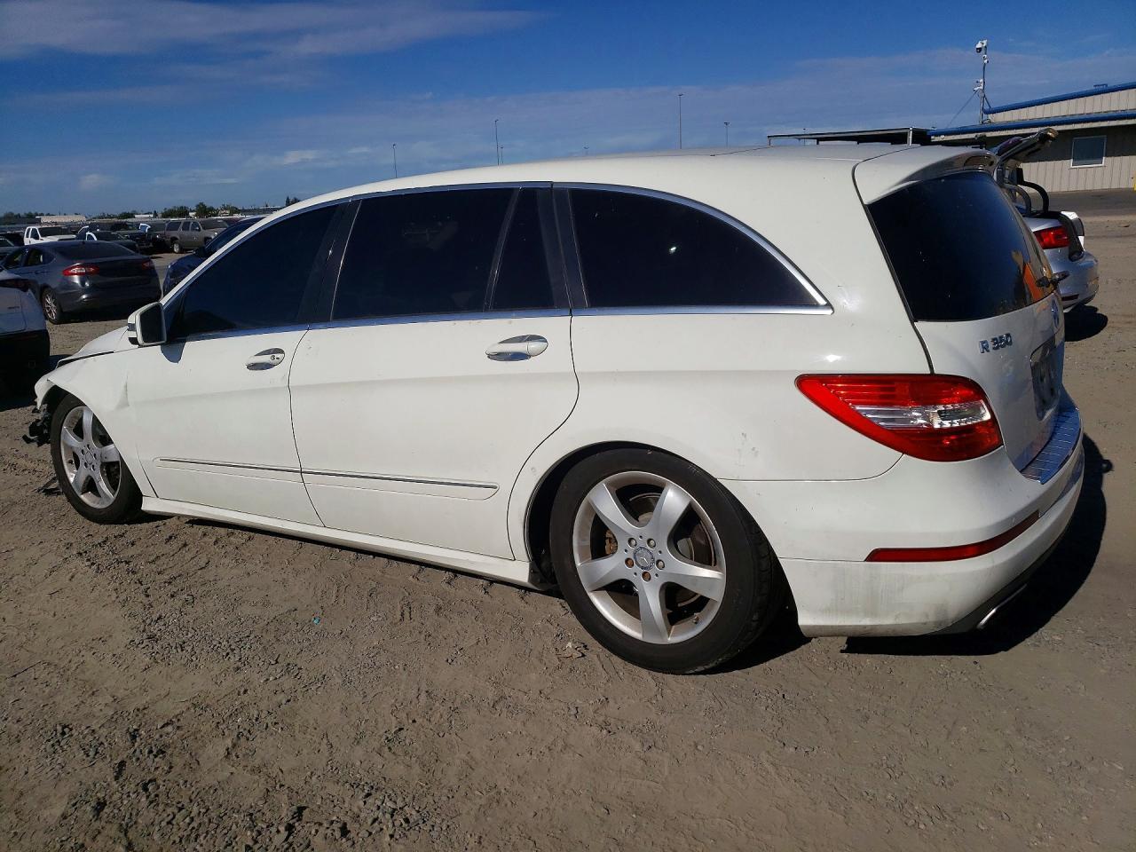 2011 Mercedes-Benz R 350 4Matic - Фото 2