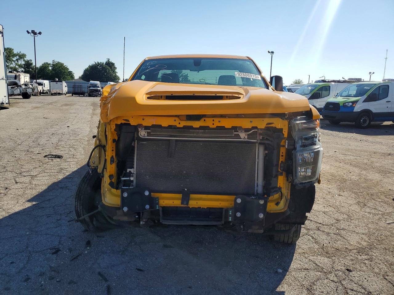 2022 Chevrolet Silverado C2500 Heavy Duty - Фото 5