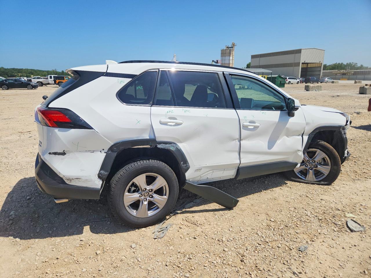 2025 Toyota Rav4 Hybrid Xle - Image 3
