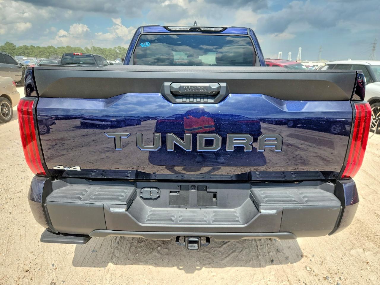 2025 Toyota Tundra Sr5 - Image 6