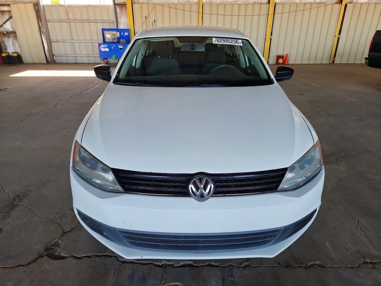 2013 Volkswagen Jetta Base - Фото 5