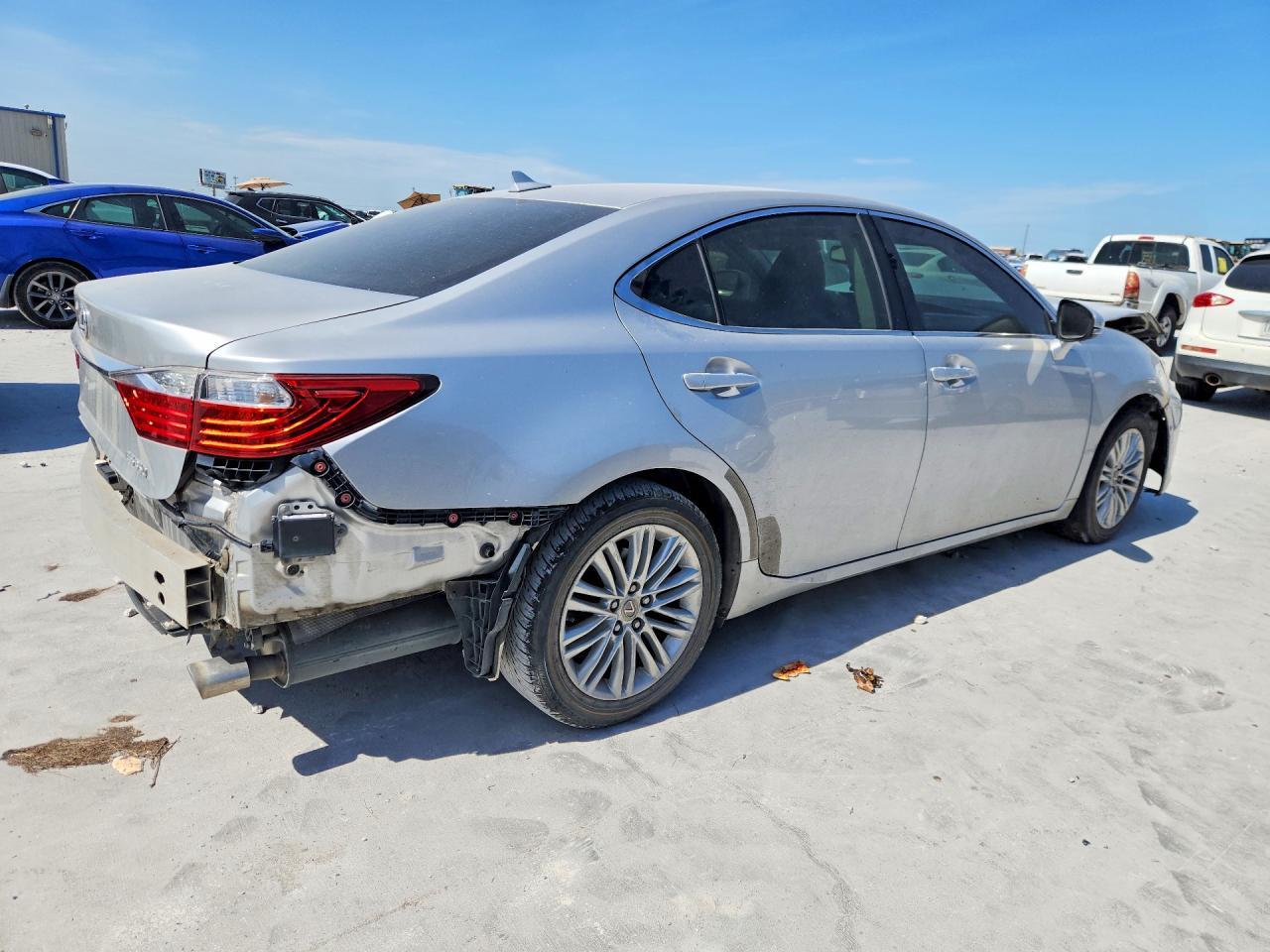 2013 Lexus Es 350 - Фото 3