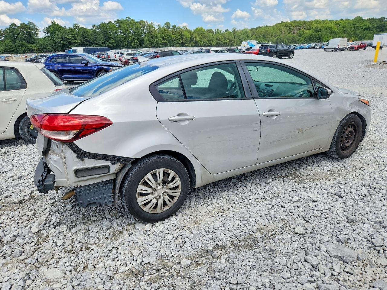 2017 Kia Forte Lx - Фото 3