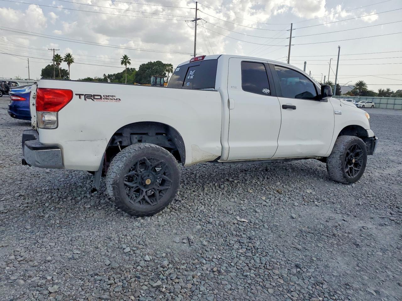 2008 Toyota Tundra Sr5 - Image 3