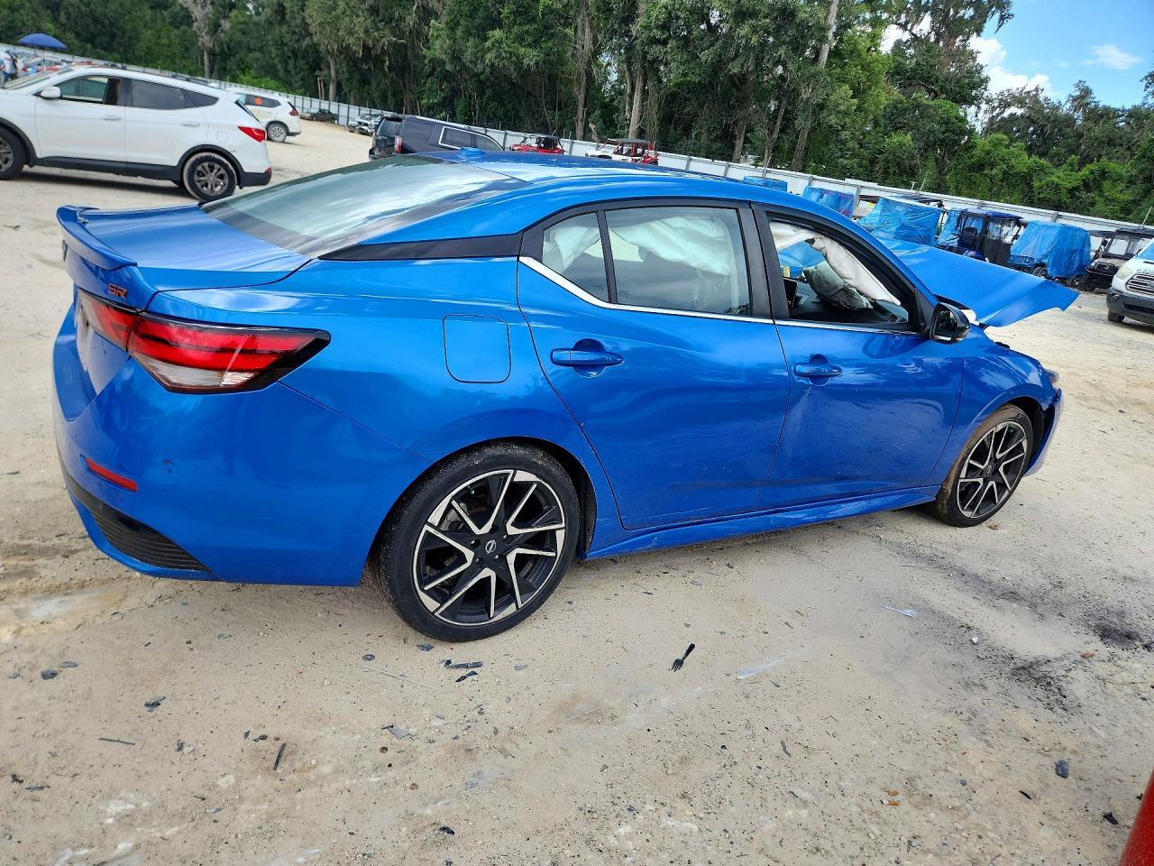 2024 Nissan Sentra Sr - Image 3