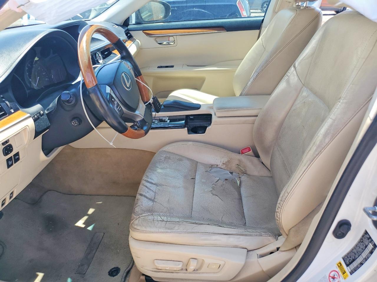 2014 Lexus Es 300H - Фото 7