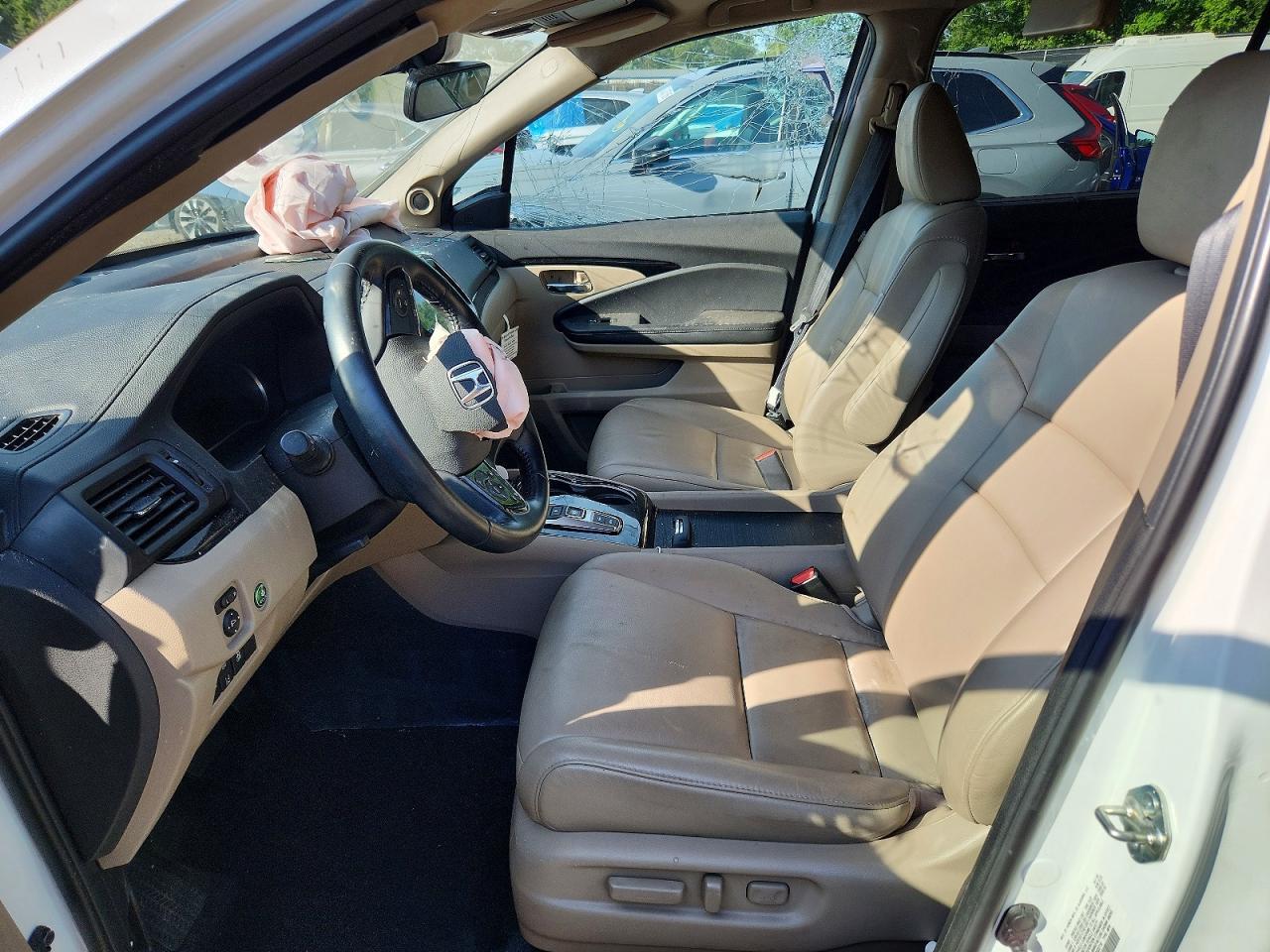 2021 Honda Pilot Touring - Image 7