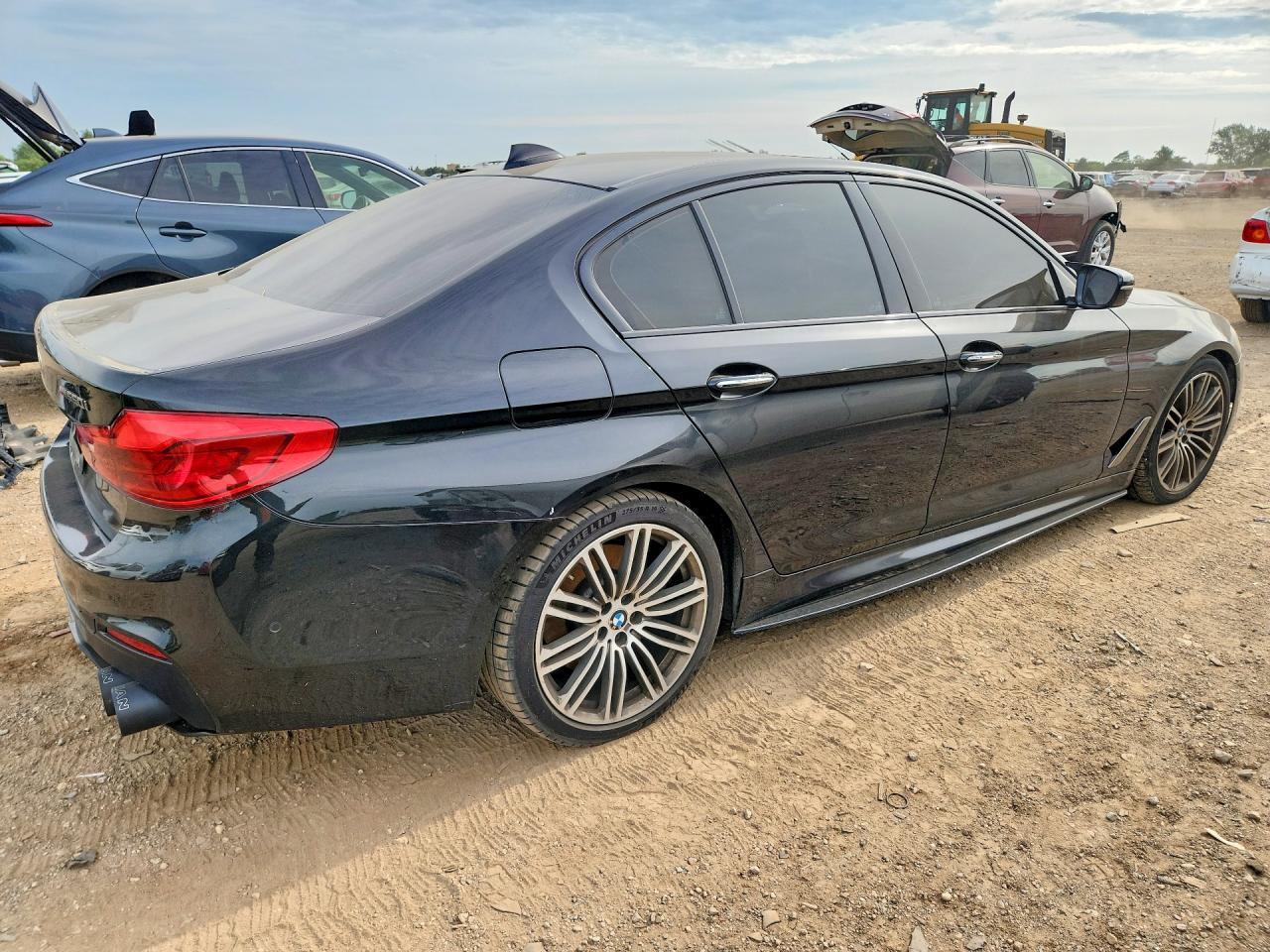 2018 BMW M550Xi - Фото 3