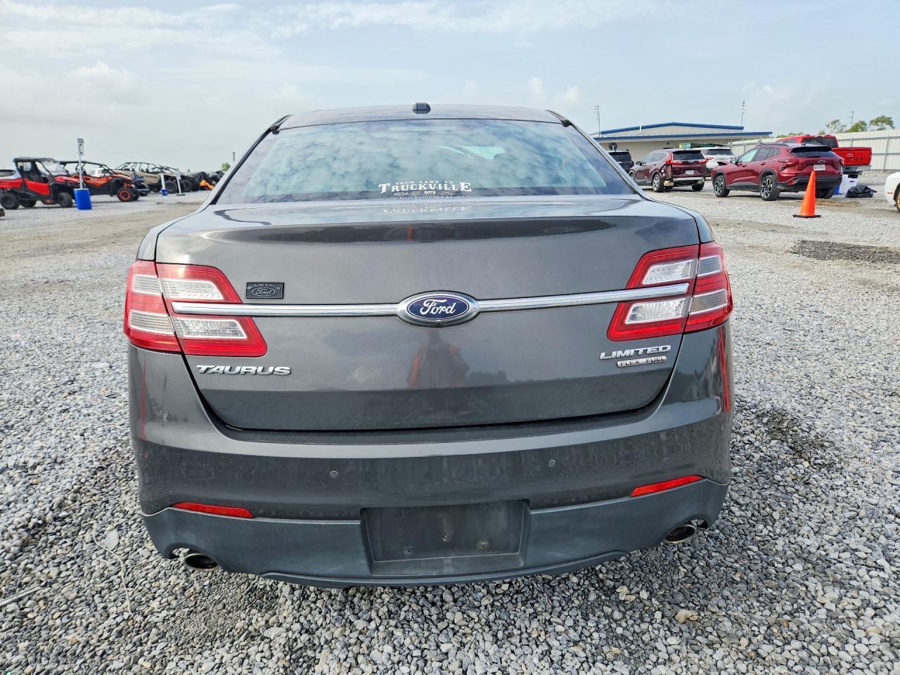 2017 Ford Taurus Limited - Фото 6