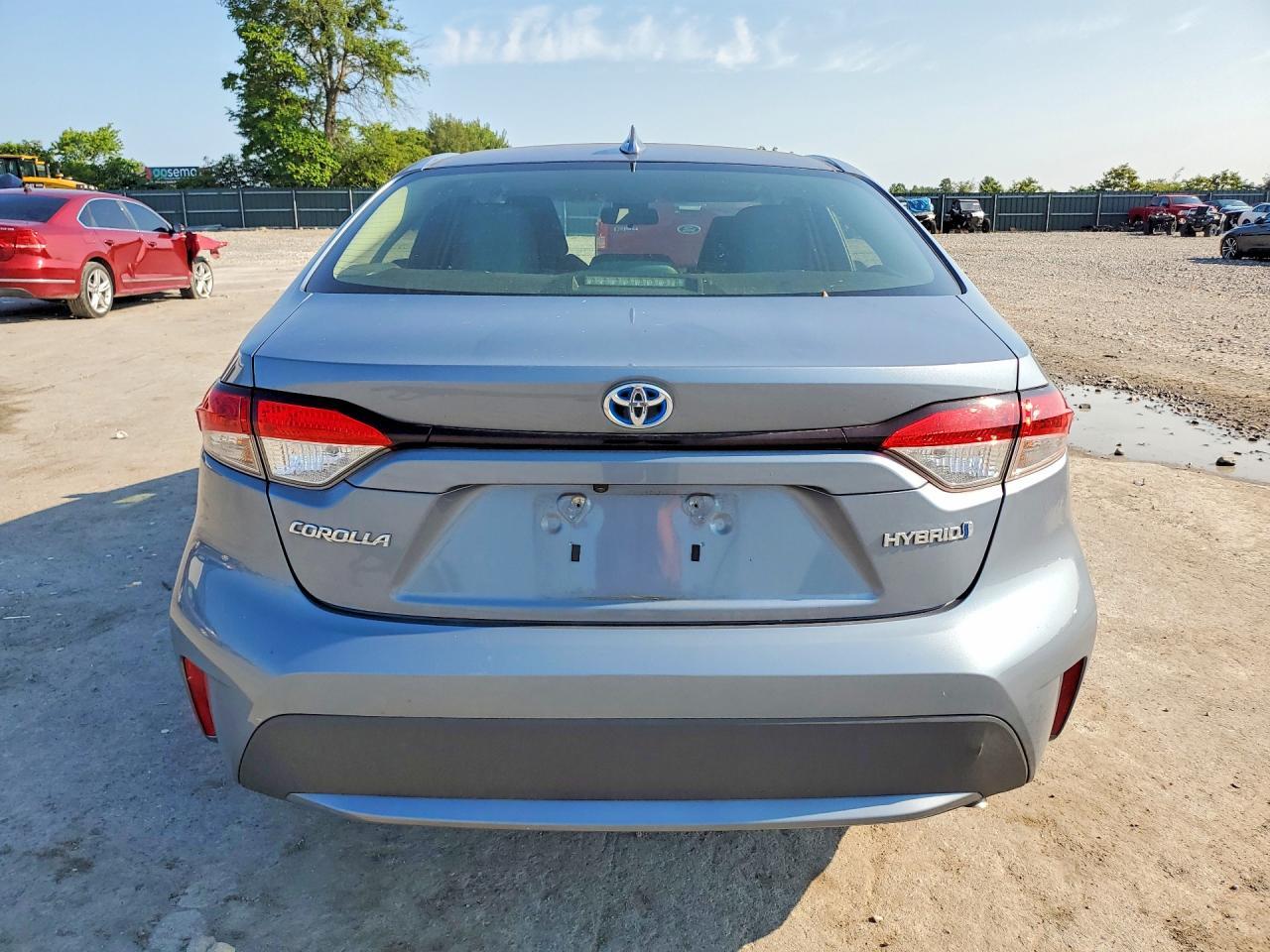 2022 Toyota Corolla Le - Image 6