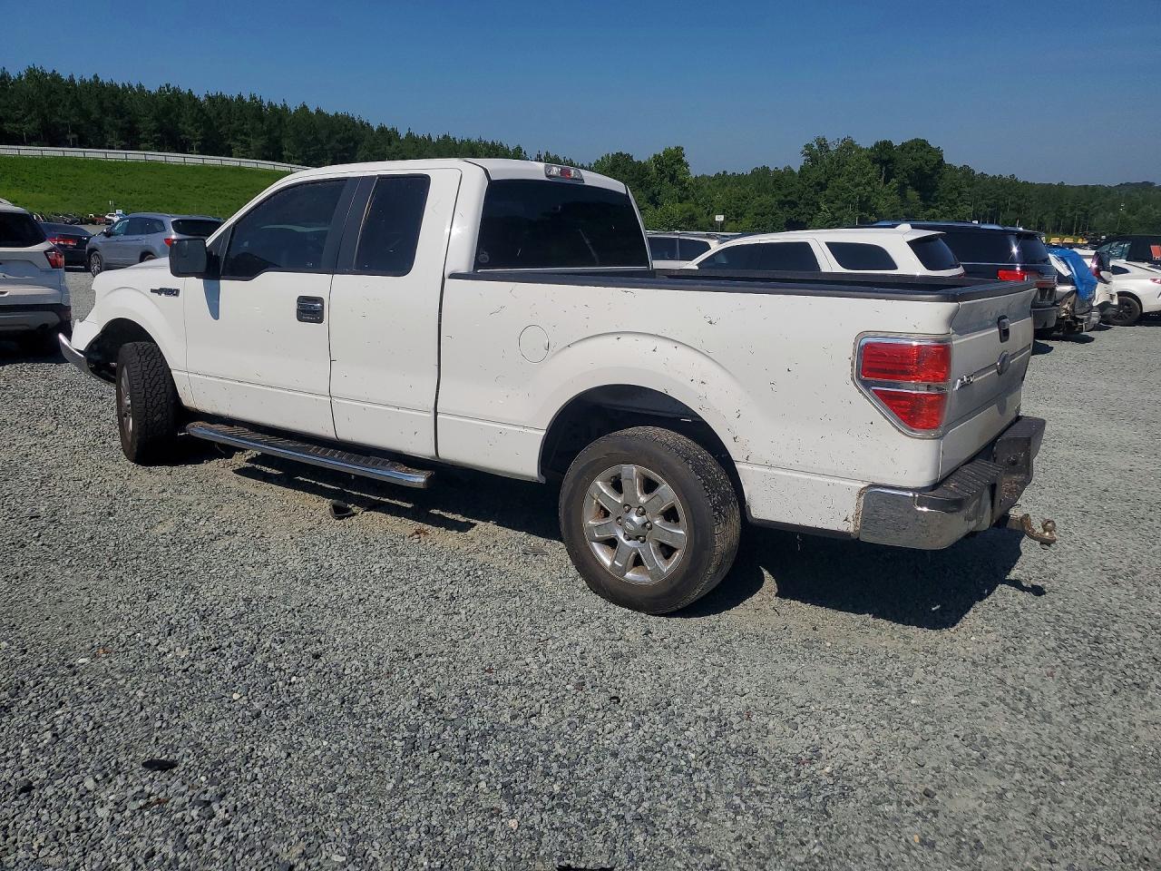 2013 Ford F150 Super Cab - Фото 2