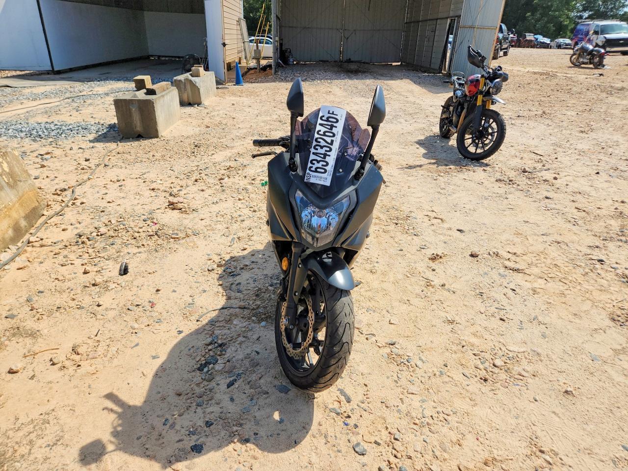 2016 Honda Cbr650 F - Image 2