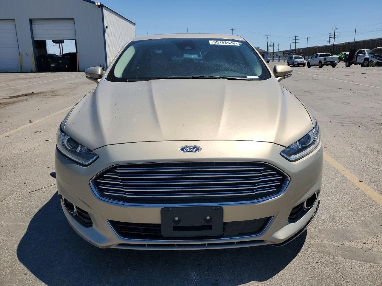 2015 Ford Fusion Titanium Hev - Image 5