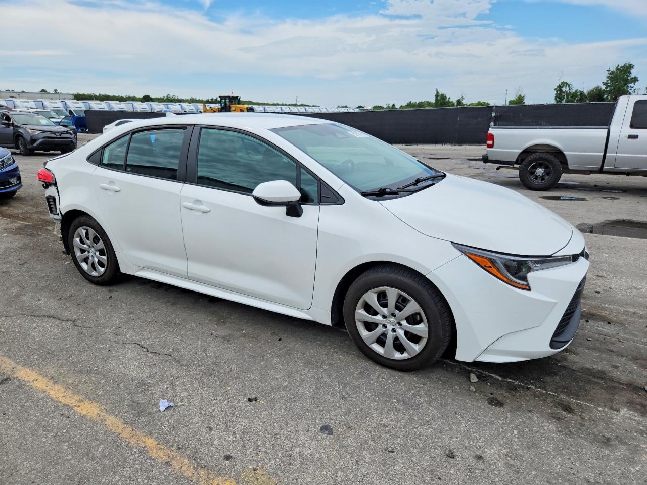 2024 Toyota Corolla Le - Фото 4