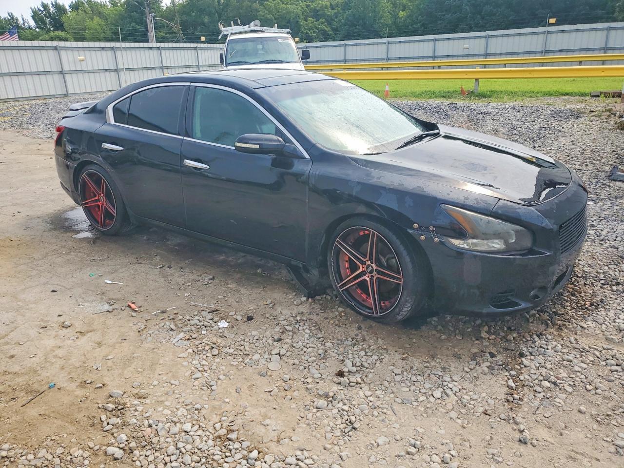2011 Nissan Maxima 3.5 S - Image 4