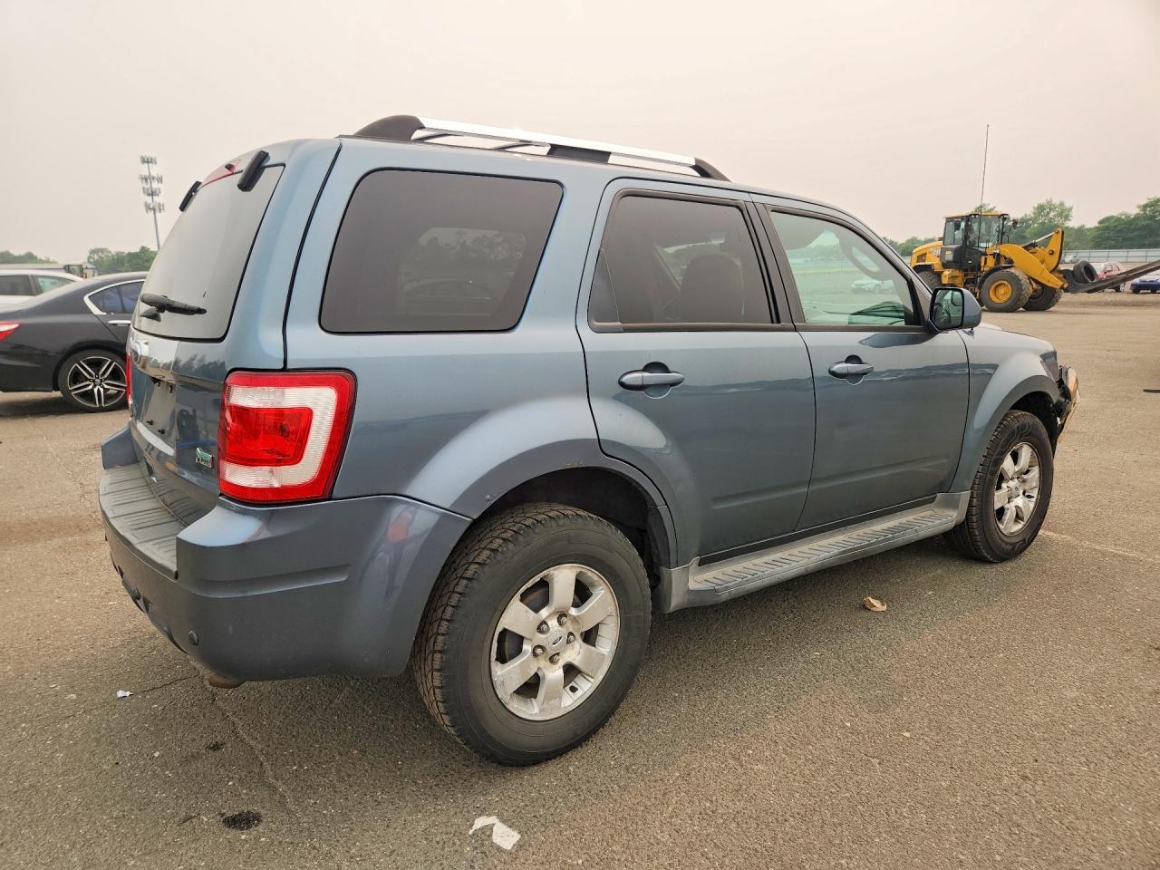 2011 Ford Escape Limited - Фото 3