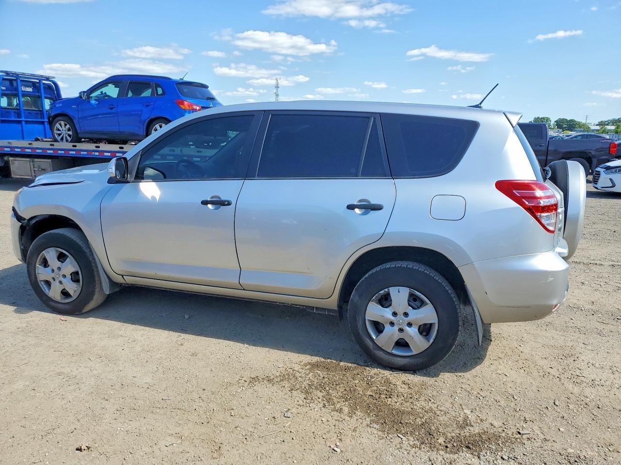 2012 Toyota Rav4 Base - Фото 2