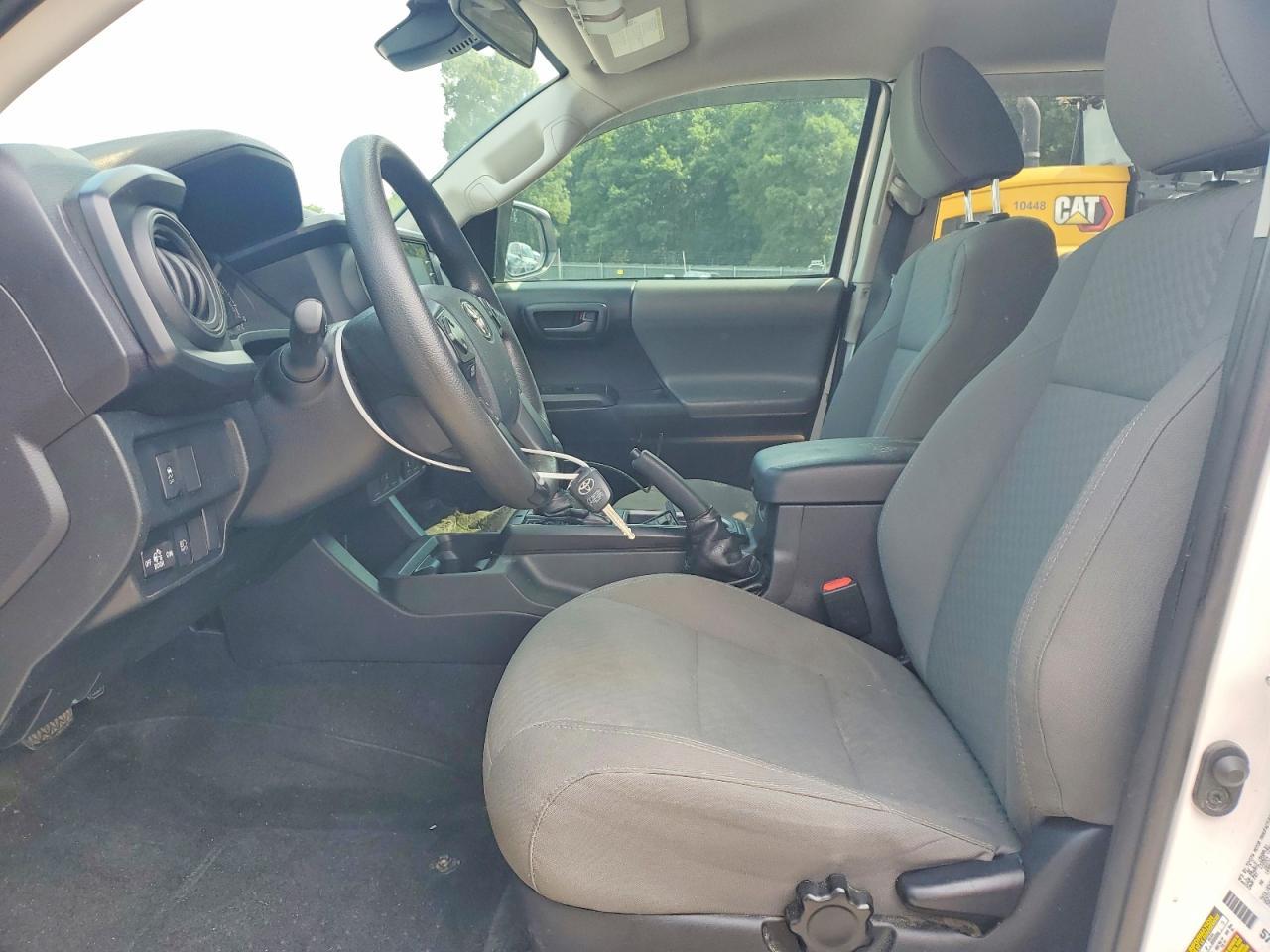 2020 Toyota Tacoma Sr V6 - Image 7