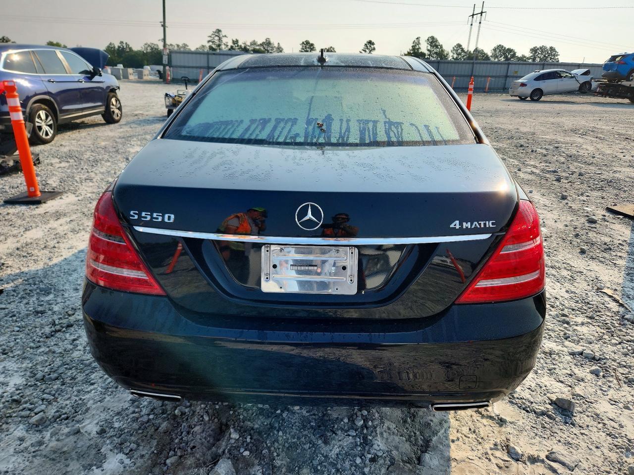 2012 Mercedes-Benz S 550 4Matic - Image 6