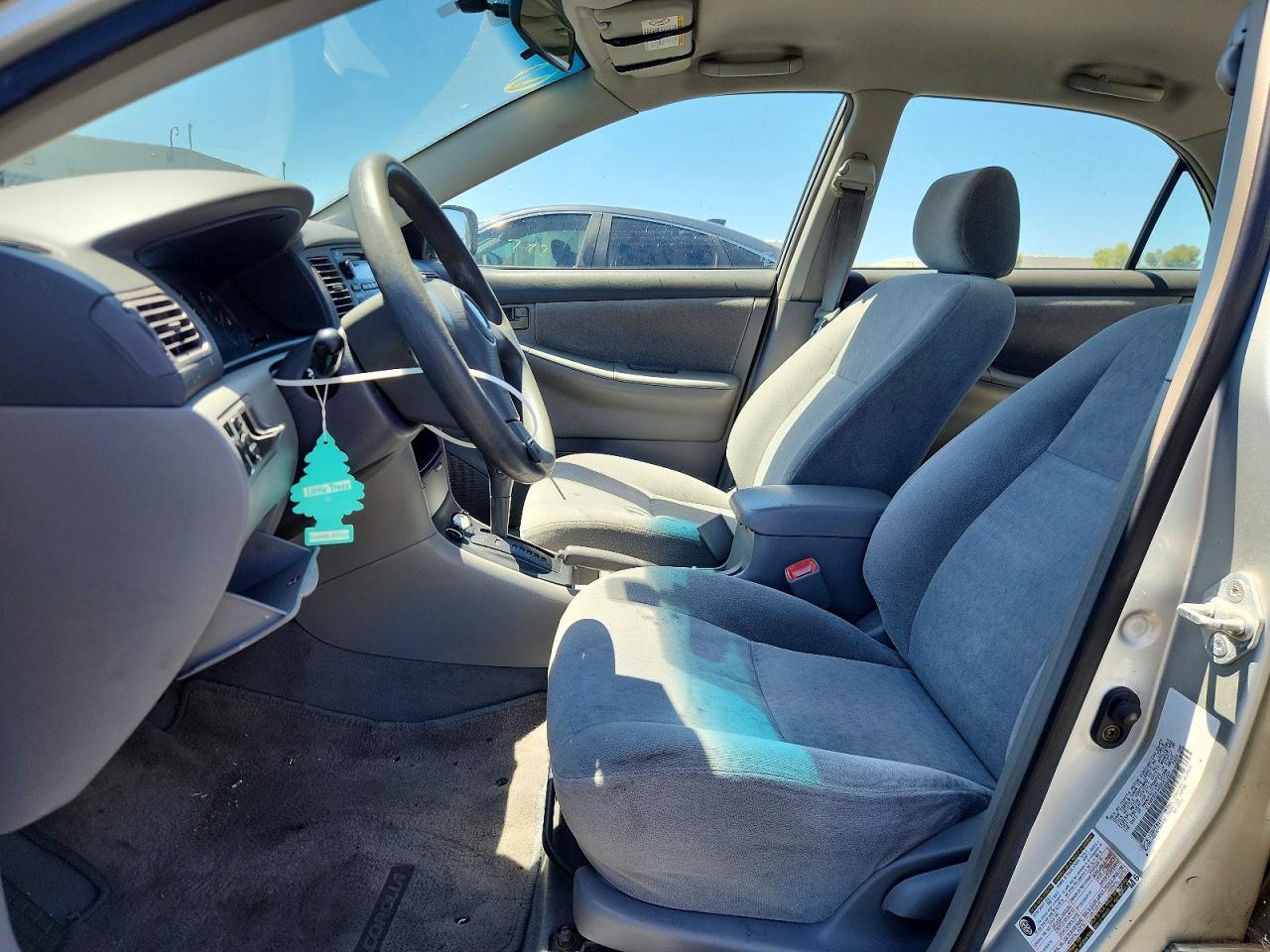 2004 Toyota Corolla Ce - Фото 7