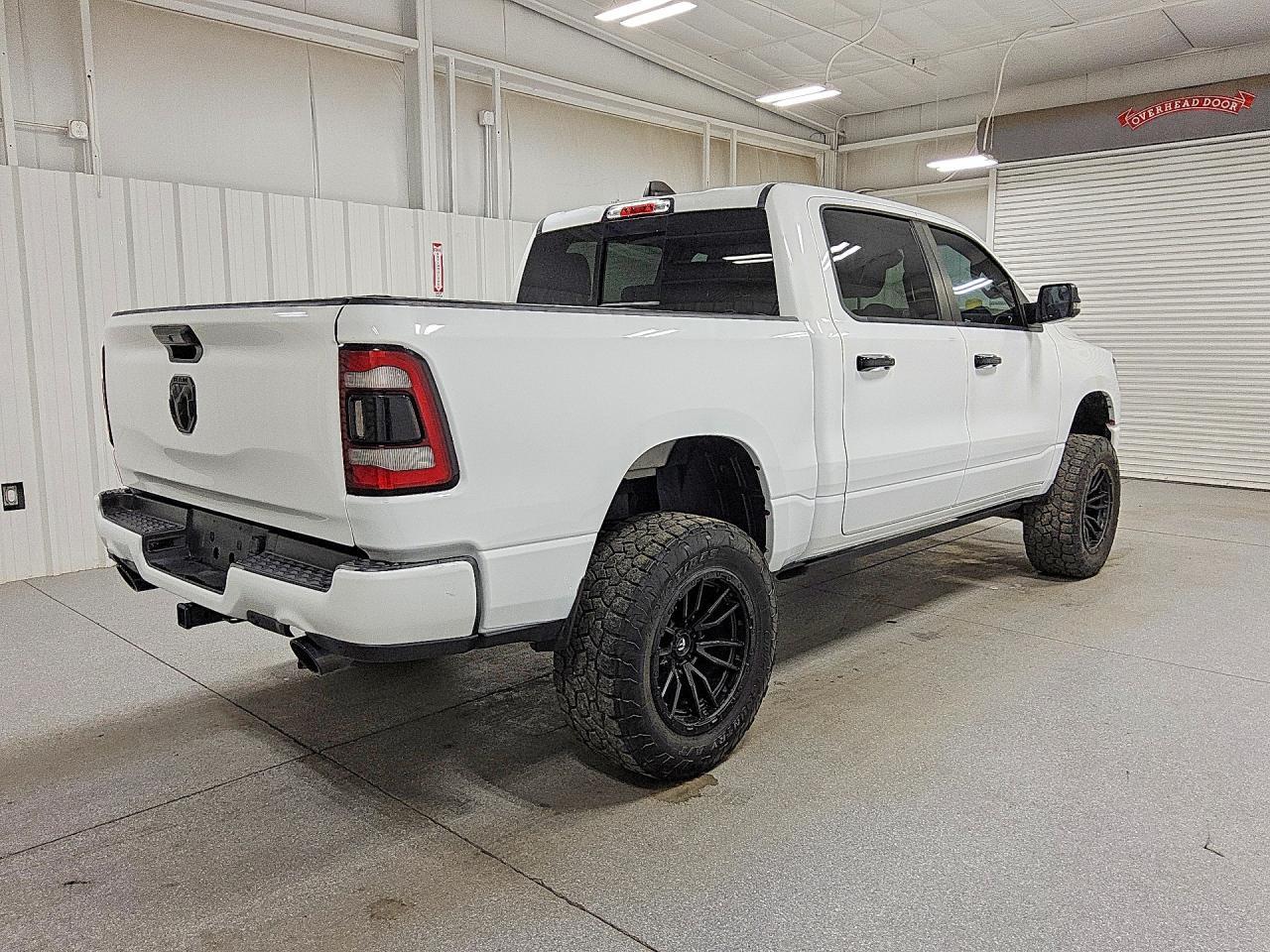 2024 Ram 1500 Laramie - Фото 3