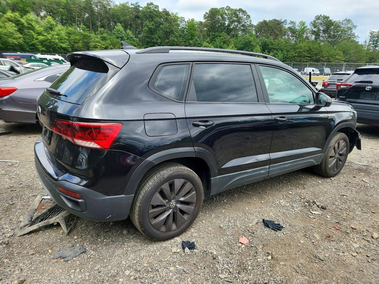 2024 Volkswagen Taos S - Фото 3