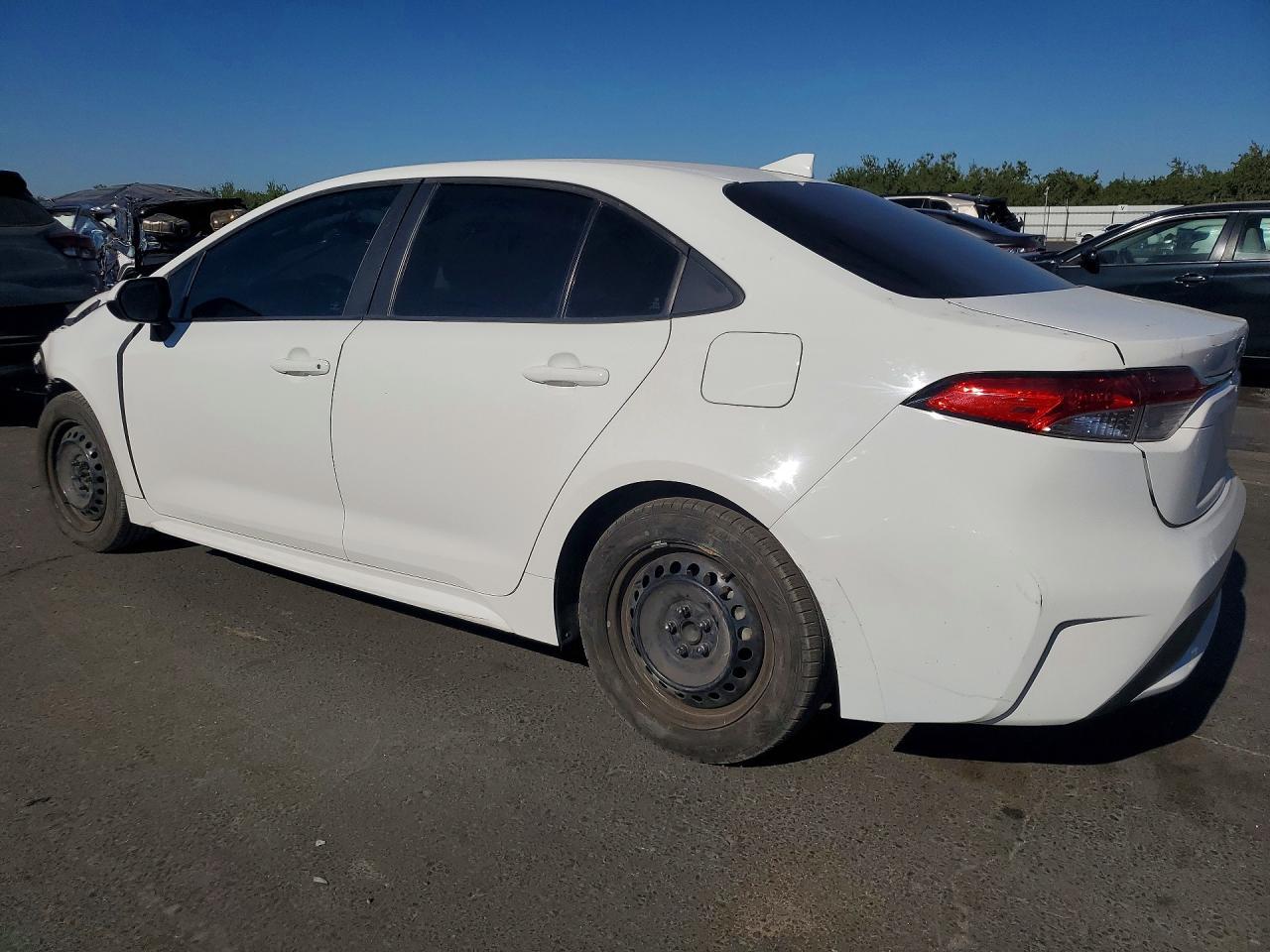 2020 Toyota Corolla Le - Image 2