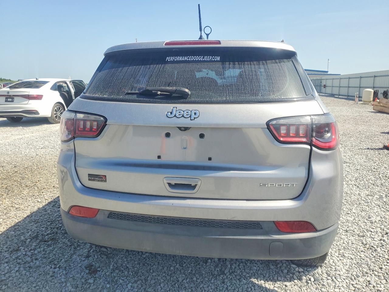 2018 Jeep Compass Sport - Image 6