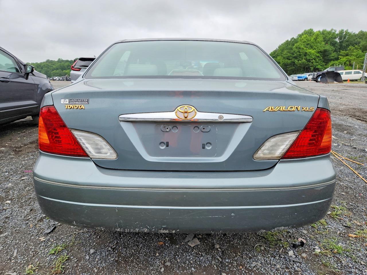2002 Toyota Avalon Xls - Image 6